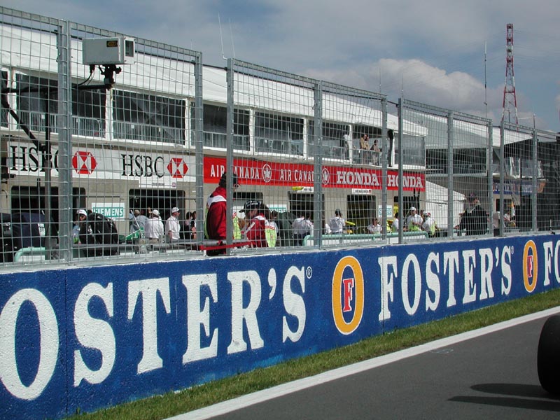 View of pits from front straight.jpg 126.7K